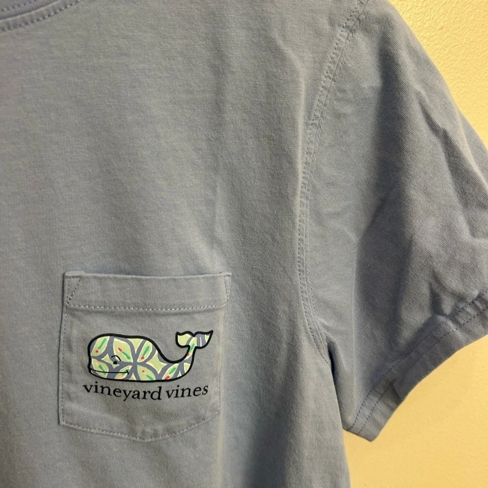 Vineyard Vines Blue T-Shirt girls large  classic whale print